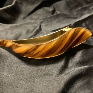 Ficcare Maximas Hair Clip Medium 4.5” Brown & Tan Resin Swirl w Gold Tone